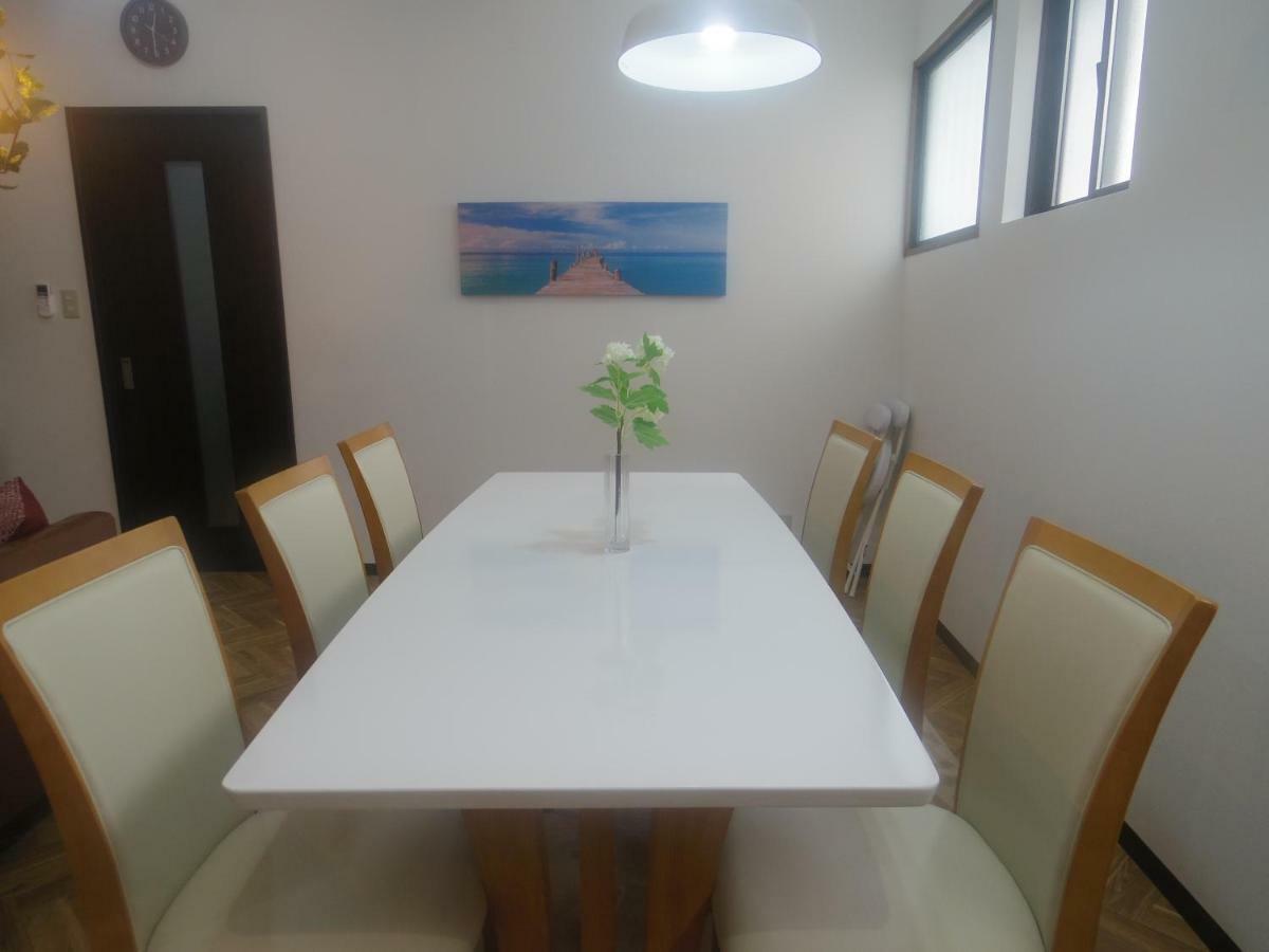 הוילה אוסקה Nao'S House Usj 一軒家貸切 מראה חיצוני תמונה