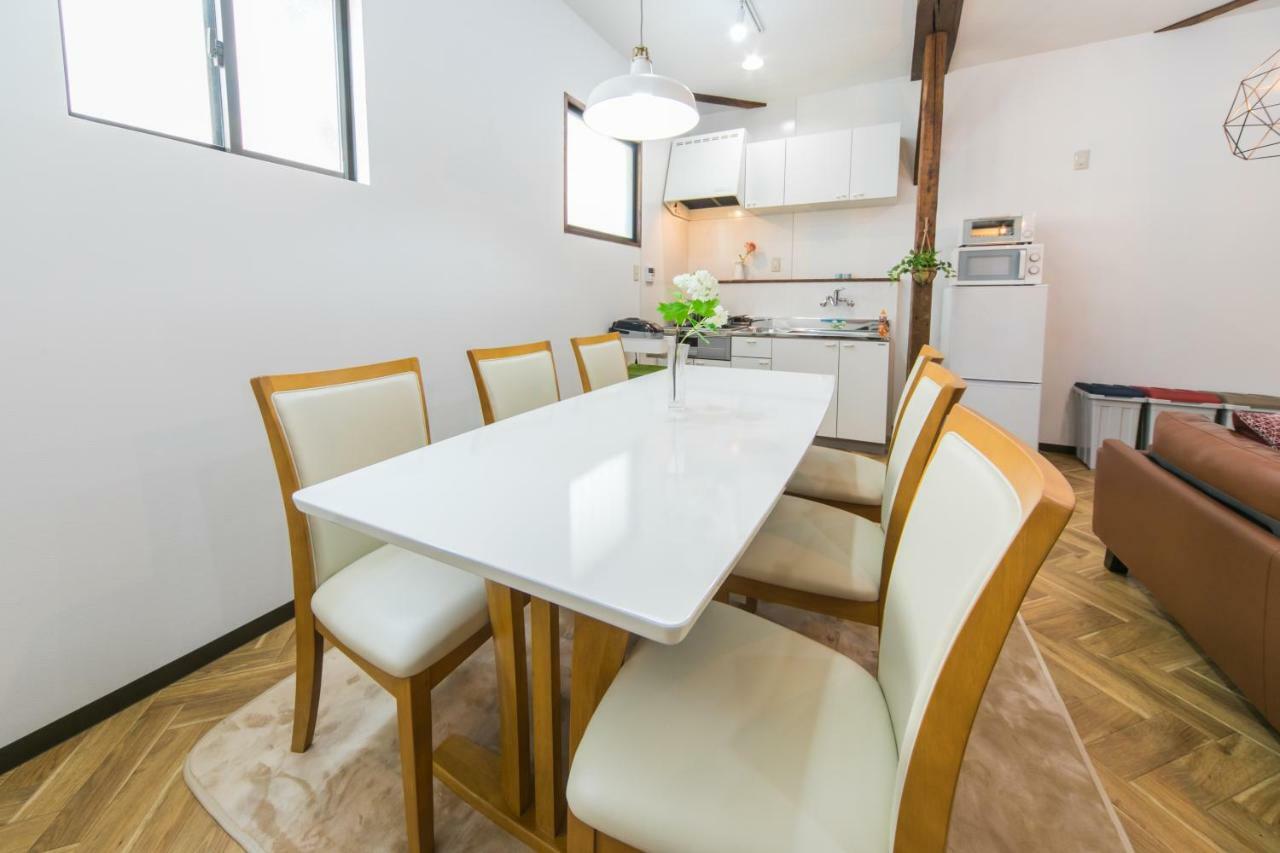 הוילה אוסקה Nao'S House Usj 一軒家貸切 מראה חיצוני תמונה